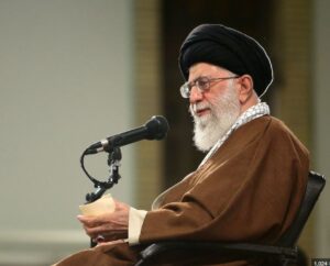 شہید ایرانی سپریم لیڈر آیت اللہ خامنہ ای کا جسد خاکی نماز جنازہ کیلئے تہران منتقل