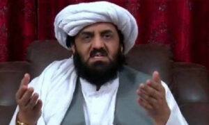 حافظ حمداللہ کی گاڑی حادثے کا شکار، خاتون سمیت 2 بچے زخمی،ہسپتال منتقل