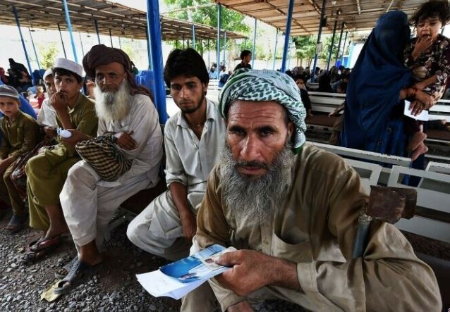 غیر قانونی تارکین وطن کی بے دخلی کا عمل: دہائیوں پر محیط بے مثال مہمان نوازی کے بعد