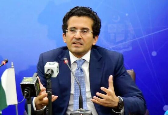پیٹرول اور ڈیزل کی قیمتیں نہ بدلیں، مگر امید بڑھ گئی،حکومت کے پیٹرولیم پالیسی پر اعلان نے شہریوں کے دل جیت لیے