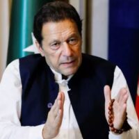 پاکستان کی خاطر گیو اینڈ ٹیک کیلئے تیار ہوں، عمران خان