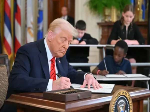 پاکستان اور بھارت جنگ بندی کے لیے تیار ہوگئے؛ ڈونلڈ ٹرمپ