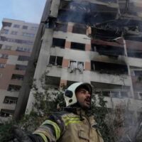 اسرائیل کا ایران پر حملہ: مسلح افواج، پاسداران انقلاب کے سربراہ، متعدد کمانڈرز، 6سائنسدان شہید