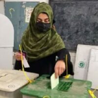 سیالکوٹ کے حلقہ پی پی 52 سمبڑیال میں ضمنی الیکشن کیلئے پولنگ کا آغاز