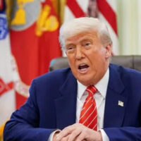 اگلے حملے زیادہ سنگین ہونگے، ایران ڈیل کرلے اس سے پہلے کہ کچھ نہ بچے: ٹرمپ