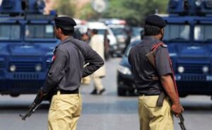 ڈیرہ اسماعیل خان: رشتہ داروں میں فائرنگ کا تبادلہ، 6 افراد قتل