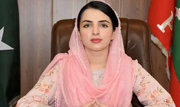 عمران خان اور بشریٰ بی بی پر جو ظلم ہوا ہے اس میں اپنے بھی شامل تھے اور اب بھی ہیں، سینیٹر مشال یوسفزئی