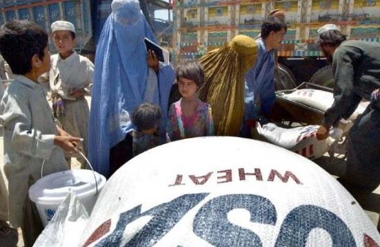 پاکستان، افغانستان کے بچوں کیلئے مختص 500 ٹن امریکی خوراک ضائع