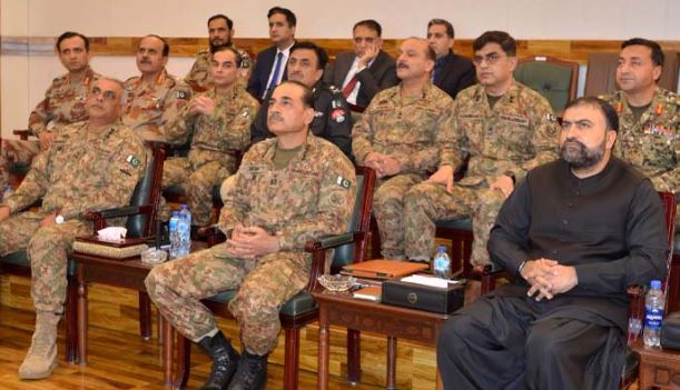 امن و خوشحالی ،فوج بلوچستان کے عوام کے ساتھ کندھے سے کندھا ملا کر کھڑی ہے: فیلڈ مارشل