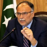 پاکستانی دنیا میں سب سے کم ٹیکس دیتے ہیں: احسن اقبال