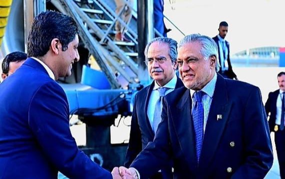 اسحاق ڈار نیویارک پہنچ گئے، جنرل اسمبلی اجلاس میں شرکت کریں گے