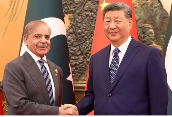 وزیراعظم شہباز شریف اور چینی صدر شی کا شراکت داری مزید مضبوط کرنے کا عزم