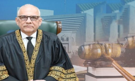 عدالت کو سیاسی اکھاڑہ نہ بنائیں، 27 ویں آئینی ترمیم پڑھ کر آئیں: جسٹس حسن اظہر