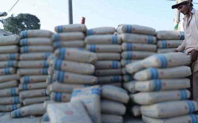 مہنگائی نے چھین لیا گھر کا خواب!آٹے کے بعد سیمنٹ بھی مہنگی، شہریوں میں تشویش کی لہر دوڑ گئی