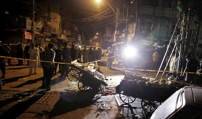 باراتیوں پر فائرنگ، دولہے سمیت 3 افراد جاں بحق فائرنگ کا واقعہ مہر جتوئی خونی تصادم کا شاخسانہ ہے، پولیس