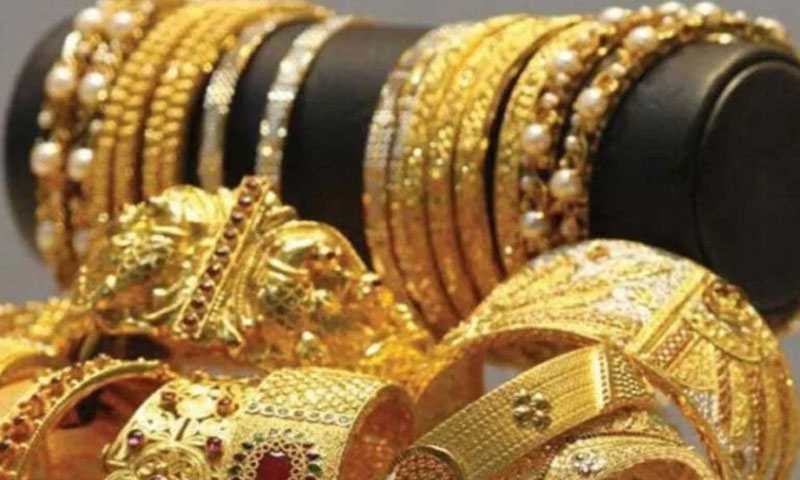 سونے کی قیمت میں آج بڑی کمی ریکارڈ، فی تولہ کتنے کا ہوگیا؟جانئے