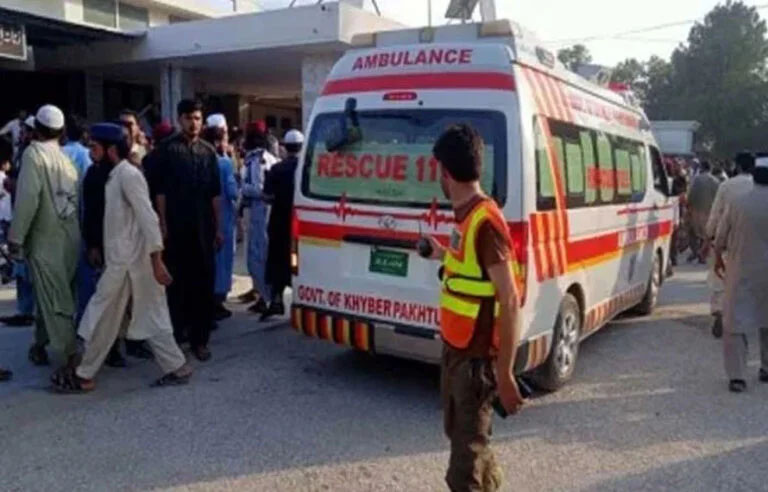 خیبر پختونخوا سے افسوسناک خبر، خاتون سمیت 3 افراد جان کی بازی ہار گئے