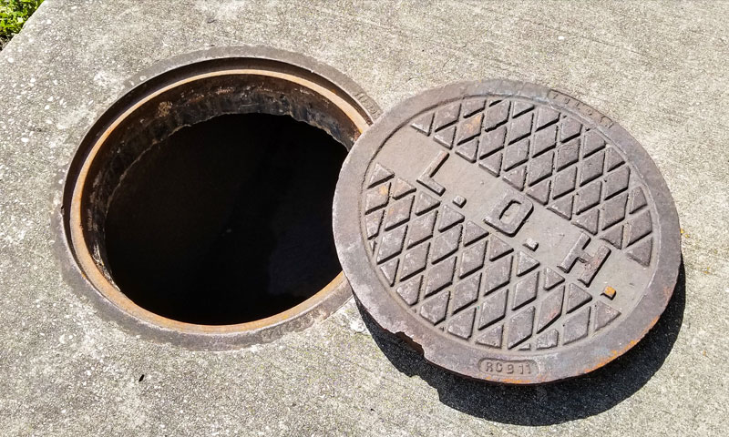 گٹر ڈھکن چوروں کو گولی ماریں، یہ بچوں کے قاتل ہیں، خواجہ آصف نے حتمی اعلان کردیا