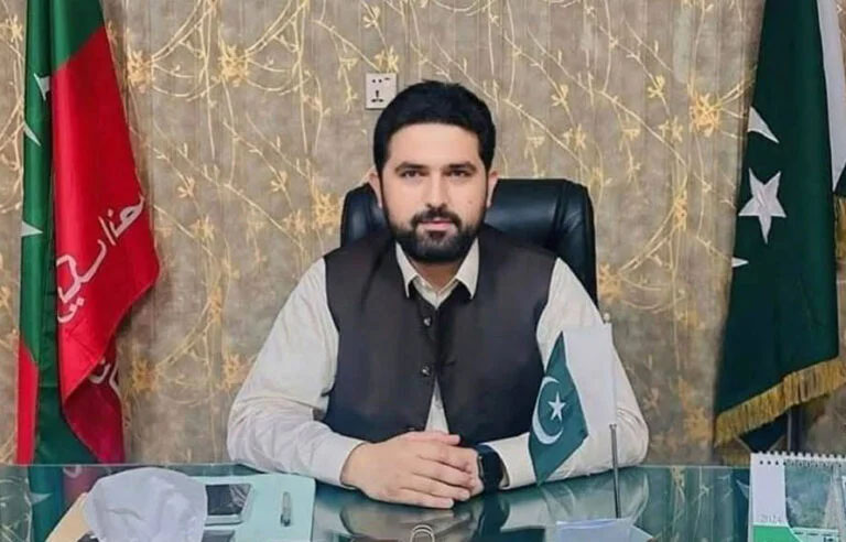 اے ٹی سی اسلام آباد نے وزیراعلی سہیل آفریدی ،مینا خان اور ڈاکٹر امجد کو اشتہاری قرار دیدیا