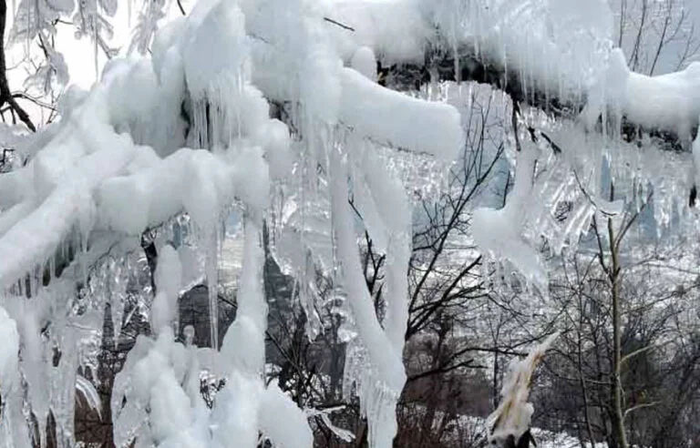 مزید بارشیں! آئندہ 24 گھنٹوں میں موسم کیسا رہے گا؟ تازہ پیشگوئی آ گئی