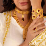 سونا عام آدمی کی پہنچ سے دور ، قیمت میں آج بھی بڑا اضافہ، فی تولہ کتنے کا ہوگیا ؟ جانئے