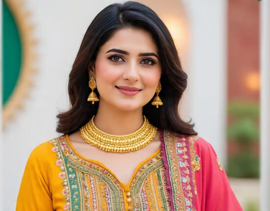 سونے کی فی تولہ قیمت نئی بلند ترین سطح پر پہنچ گئی، خبر نے کنوروں کو افسردہ کر دیا