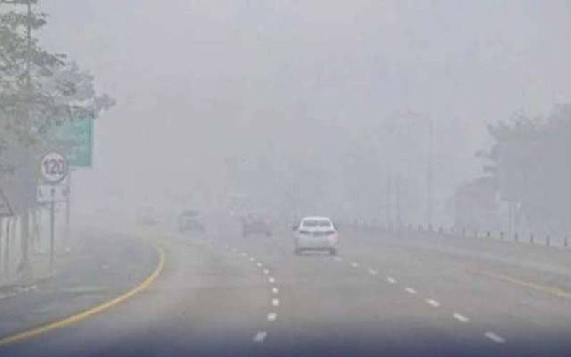 شدید دھند کے باعث موٹروے بند