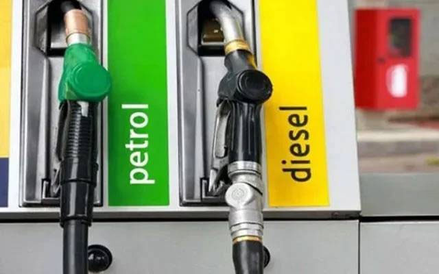 پیٹرول و ڈیزل کی قیمتوں کے بارے میں اہم خبر آ گئی