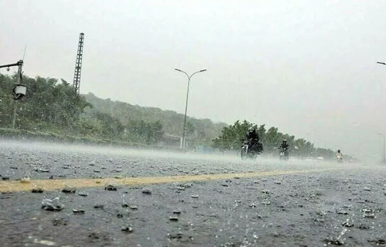 تیز ہواؤں کے ساتھ بارش کا امکان، محکمہ موسمیات نے پیشگوئی جاری کر دی