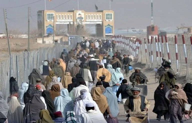 ایران اور پاکستان سے کتنے لاکھ افغان مہاجرین واپس لوٹے؟ یو این ایچ سی آر رپورٹ نے پردہ فاش کر دیا