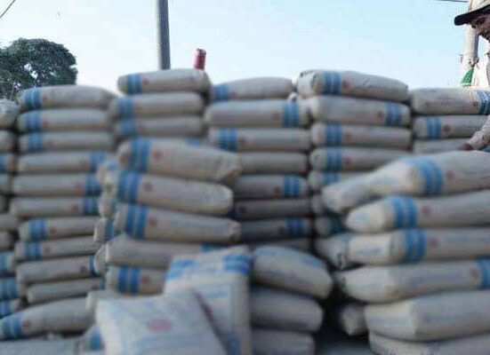 مہنگائی نے چھین لیا گھر کا خواب!آٹے کے بعد سیمنٹ بھی مہنگی، شہریوں میں تشویش کی لہر دوڑ گئی