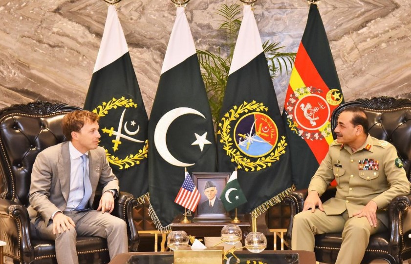 ورلڈ لبرٹی فنانشل امریکا کے وفد کی فیلڈ مارشل سے ملاقات، جدیدٹیکنالوجی اپنانے کی پاکستانی کوششوں کو سراہا