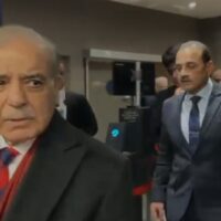 وزیرِ اعظم شہباز شریف اور فیلڈ مارشل عاصم منیر کی ڈیووس میں منعقدہ عالمی اقتصادی فورم کے سالانہ اجلاس میں شرکت