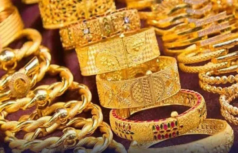 مسلسل اضافے کے بعد سونے کی قیمت میں آج کمی، فی تولہ سونا کتنے کا ہوگیا؟ جانئے
