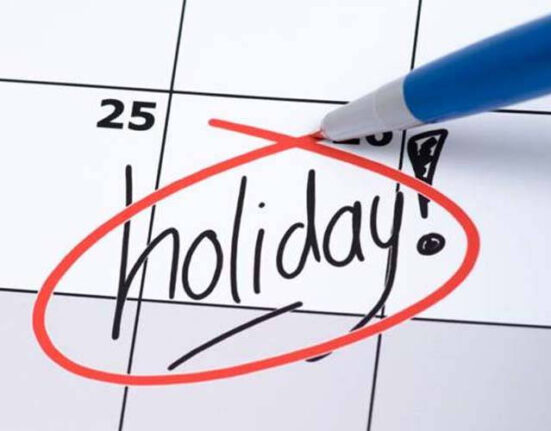 شبِ معراج پر سکولوں میں عام تعطیل کا اعلان،نوٹیفکیشن جاری