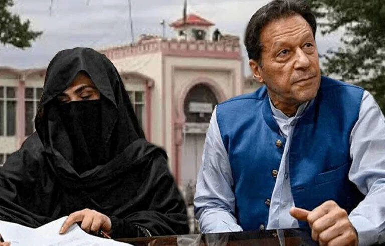 آج کی ملاقات میں کون ہوگا؟ عمران خان اور بشریٰ بی بی سے ملاقات کرنیوالوں کی فہرست سامنے آ گئی