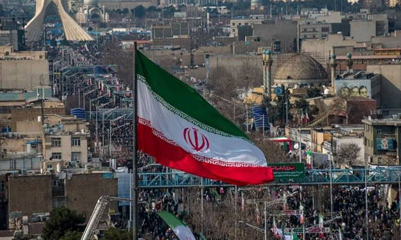 ایرانی یونیورسٹیز میں امتحانات ملتوی،غیرملکی طلبا وطن واپس جا سکتے ہیں ،کیا کچھ بڑا ہونیوالا ہے؟اچانک بڑی خبر آگئی