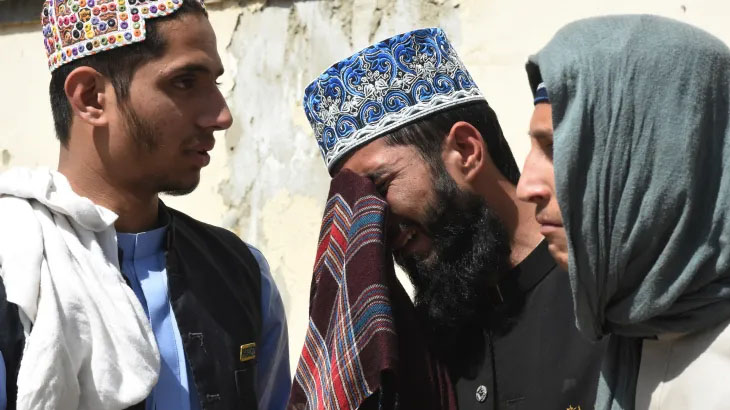 انا للہ وانا الیہ راجعون !المناک ٹریفک حادثہ، سکول کے 5 کم سن بچے جاں بحق،ہر طرف چیخ وپکار