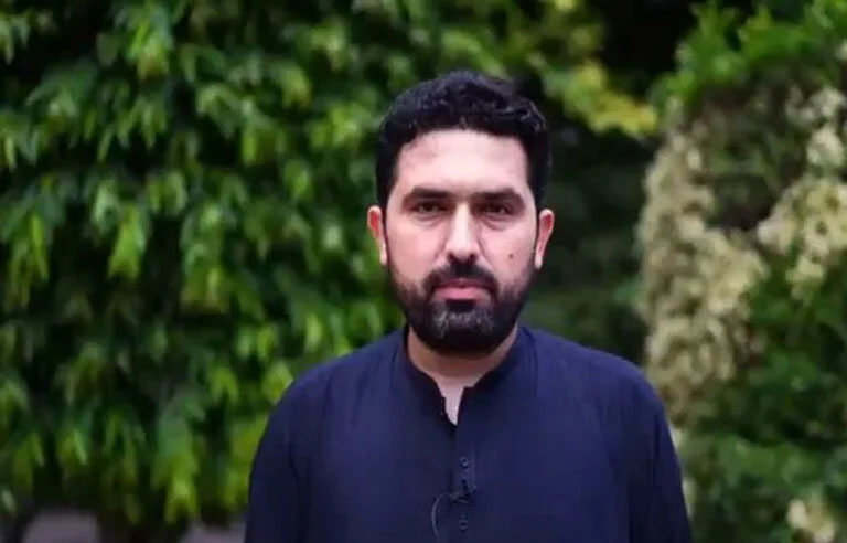 وزیراعلیٰ سہیل آفریدی کو گرفتار کرکے پیش کرنے کا حکم