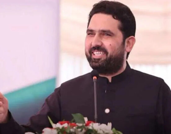 میری نظر میں 4 اکتوبر کے لانگ مارچ سے پہلے خیبرپختونخواہ حکومت ختم ہوجائے گی، اعجاز الحق