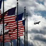 امریکا نے 8 ہزار طلبہ سمیت ایک لاکھ ویزے منسوخ کردیے