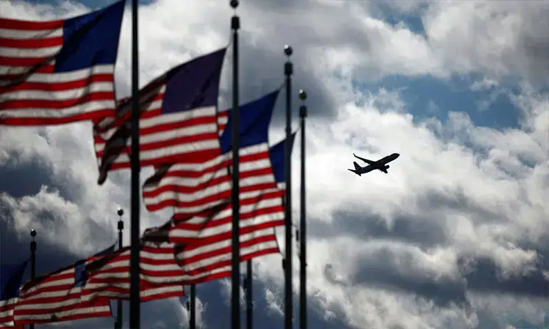 امریکا نے 8 ہزار طلبہ سمیت ایک لاکھ ویزے منسوخ کردیے