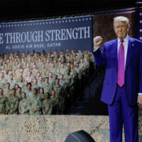 ٹرمپ نے ایران کو ’ڈیڈ لائن‘ دیدی؛ امریکی میزائل بردار بحری جہاز ایلات میں لنگرانداز