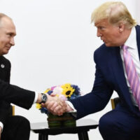 دنیا کے منظرنامے بدل گئے! ایران پر امریکی دھمکیاں، روس نے کھل کر قدم رکھا، ٹرمپ پر سکتہ طاری