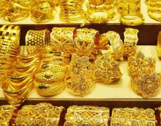 سونے کی قیمت میں بڑی کمی، فی تولہ سونا 5200 روپے سستا ہوگیا