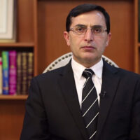لانگ مارچ کا جواب ایمرجنسی یا گورنر راج نہیں ہونا چاہئے: بیرسٹر گوہر