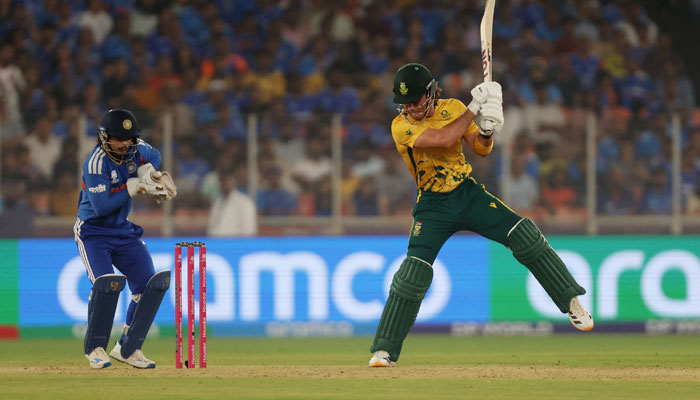 ٹی20 ورلڈکپ! بھارتی بیٹنگ لائن بری طرح فلاپ، جنوبی افریقا نے 76 رنز سے شکست دیدی
