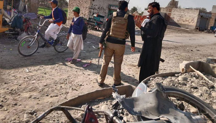 بنوں تھانے کے گیٹ کے قریب دھماکہ ،جانی نقصان کی اطلاعات