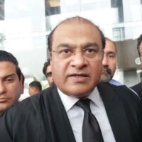 عمران خان کی صحت ٹھیک ،کپتان سے جیل میں 3گھنٹے ملاقات کے بعد وکیل نے کیا اہم راز افشا کردیئے ؟ کھلاڑیوں کیلئے اہم خبر آگئی