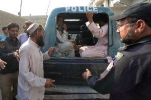 غیرقانونی سرحد پار کرنے کی کوشش، 50 افغان باشندے گرفتار